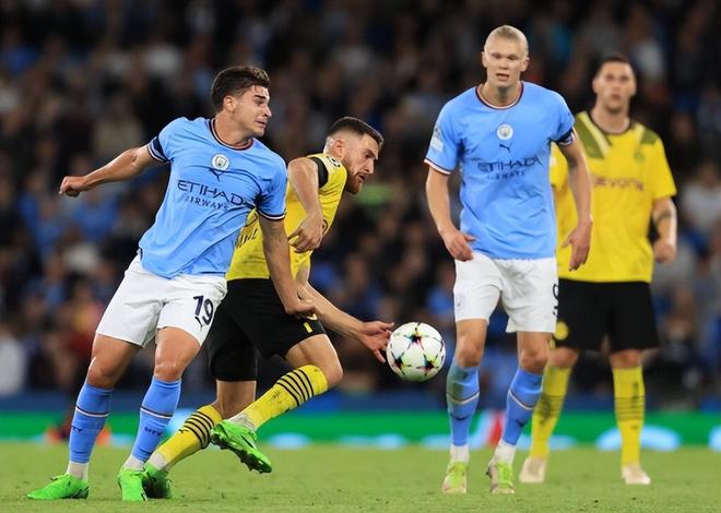 勇士大胜国王！巴特勒带替补太有效，库里精准三分，格林仍被指责