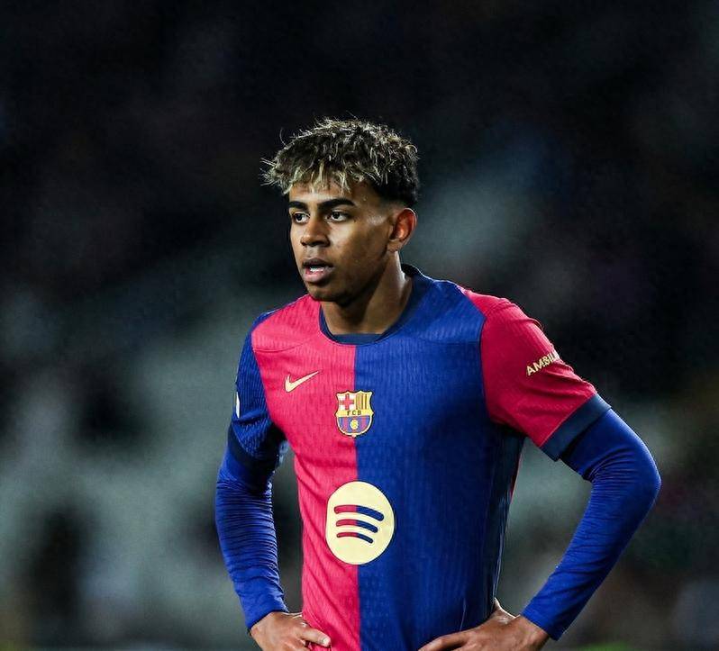 张玉宁：十年国脚路，信念未老，渴望依旧